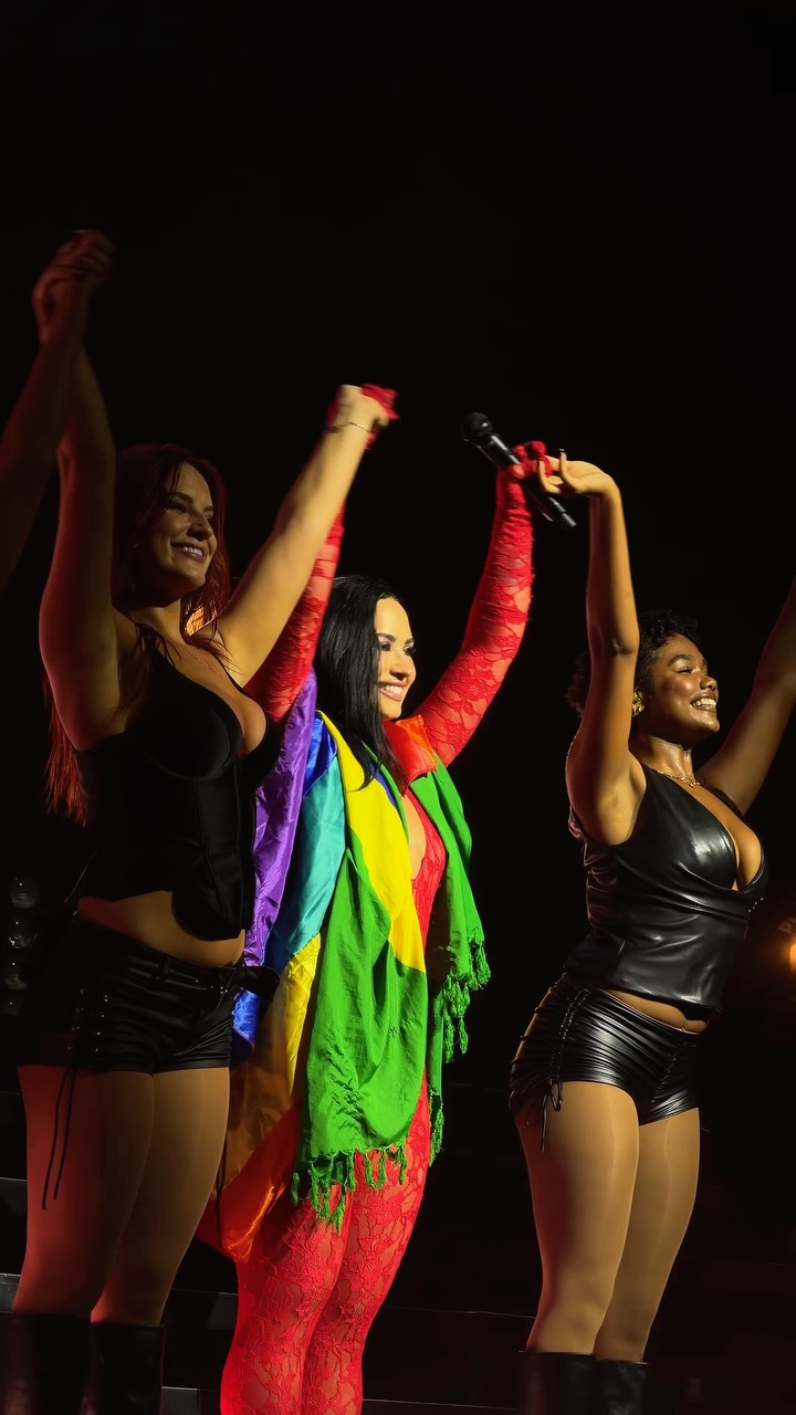 Post de Youly by Kéfera