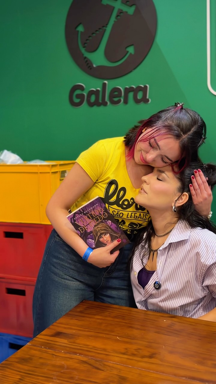 Post de Youly by Kéfera