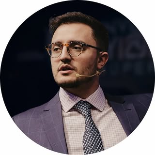 Victor Oliveira