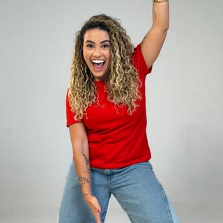 Stefane Souza