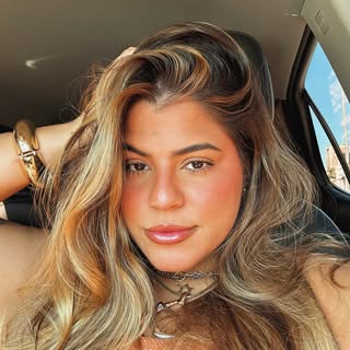 Júlia Antunes