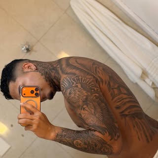 Ale Santos