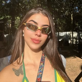 Larissa Ramos