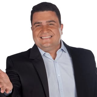 Eduardo Santos