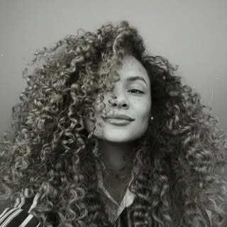 Bárbara Cândido