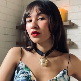 Bella Nogueira