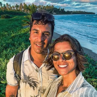 Num Pulo (Dani Negreiros e Paula Albino)
