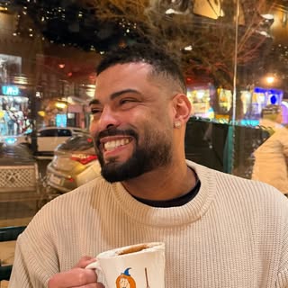 Yuri Martins