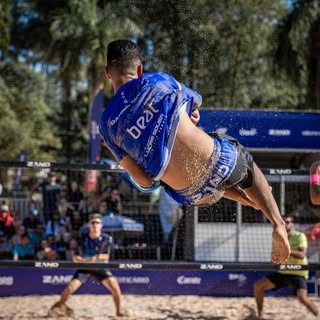 Daniel Mola
