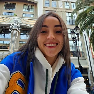 Bárbara Passos (Babi)