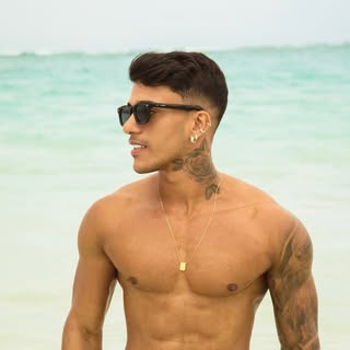 Alê Oliveira
