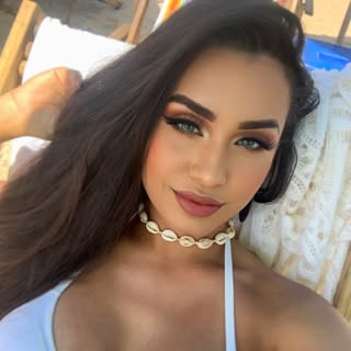 Bella Araujo