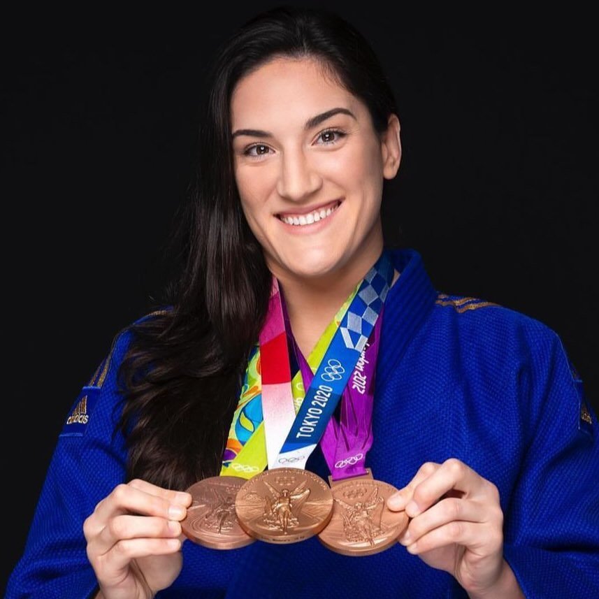 Mayra Aguiar