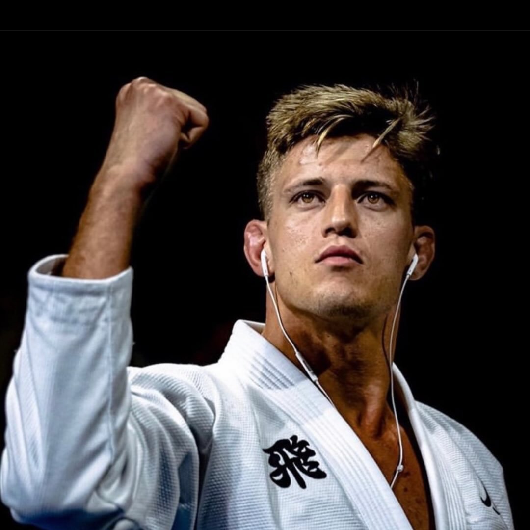 Nicholas Meregali