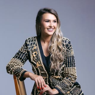 Aline Leonhardt