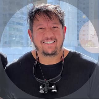 Dr. Charllys Teixeira