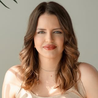Amandha Louise