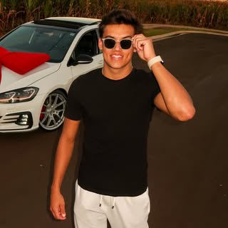 VINiCIUS Marioto
