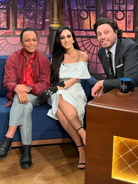Post de Marina Elali com SBT