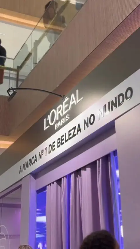 Post de Júlia Cardealy com L'Oréal