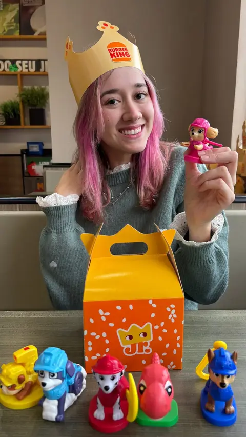 Post de Lara Leal com Burger King Brasil