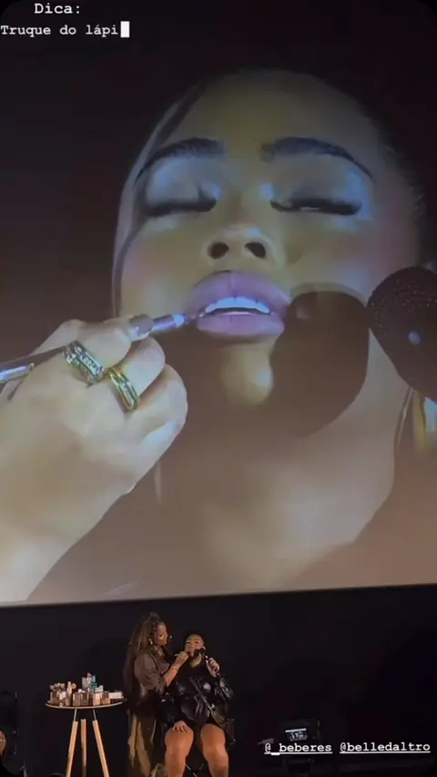 Post de Belle Daltro Central com Fenty Beauty BR