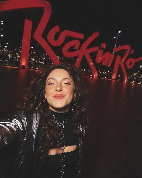 Post de Gabriella di Grecco com Heineken