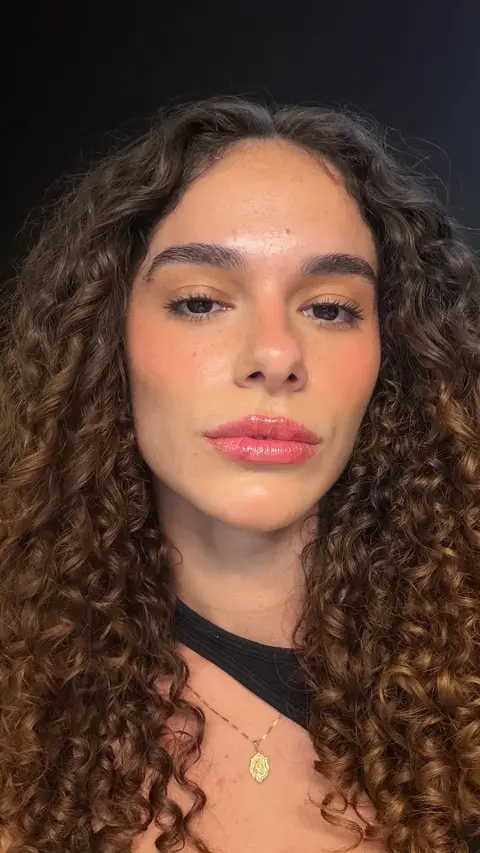 Post de Bruna Mariani com Dyson Brasil