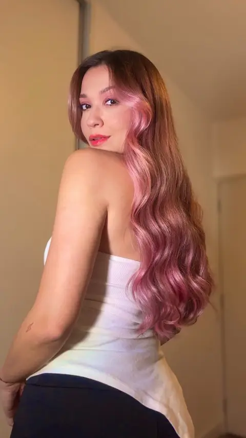 Post de Paola Borelli com OX Cosméticos