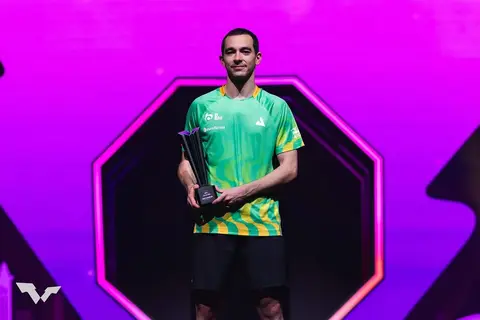 Post de Hugo Calderano com Eurofarma