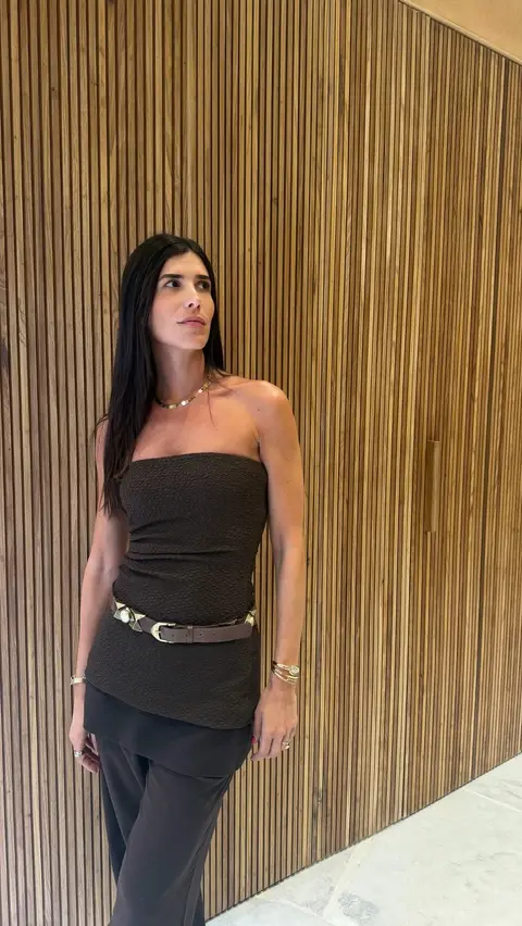 Post de Lela Ezra com Cia Marítima
