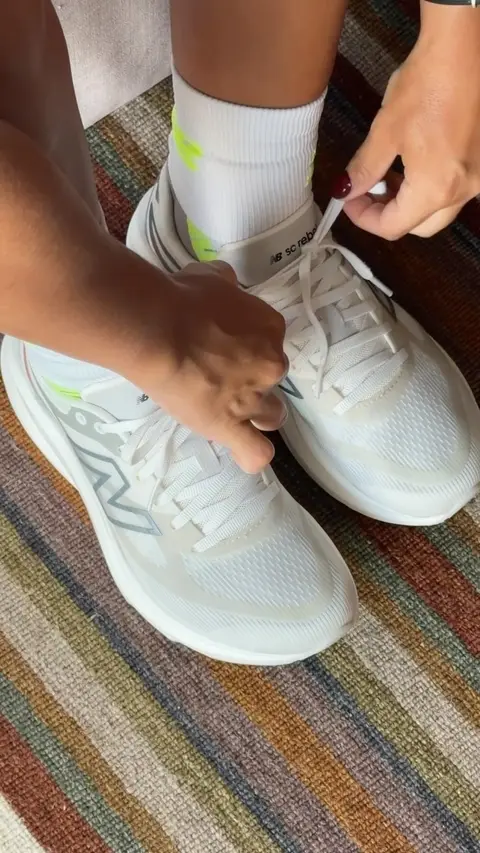 Post de Malu Daily Life com New Balance BR
