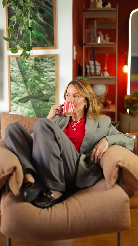 Post de Lu Nunes com Nescafé