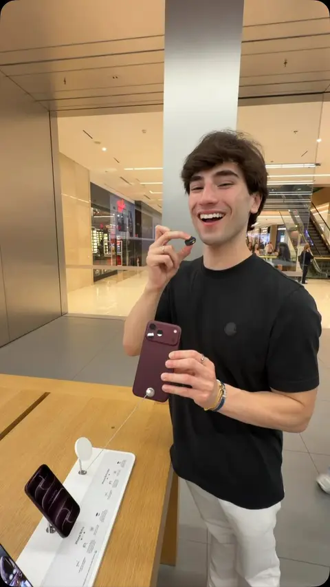 Post de Léo Avila com Apple