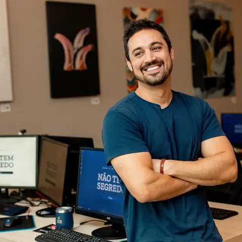 Post de Rodrigo Hoffmann com agencia jkr