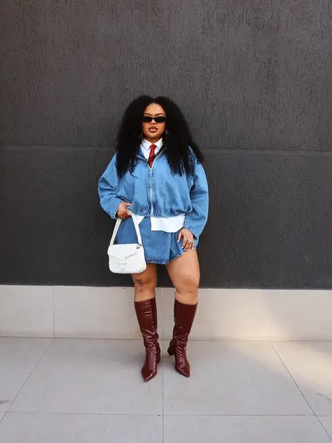 Post de Rízia Cerqueira com Arezzo