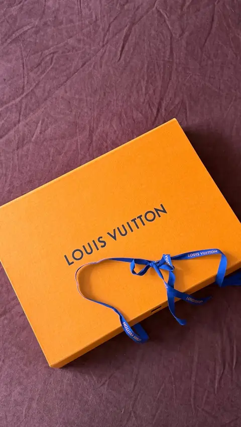 Post de Camila Vasconcellos com Louis Vuitton Brasil
